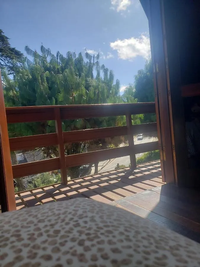 Casa de Férias Chalé Sonho da Vovó a 5 minutinhos do Centrinho de Capivari Campos do Jordão